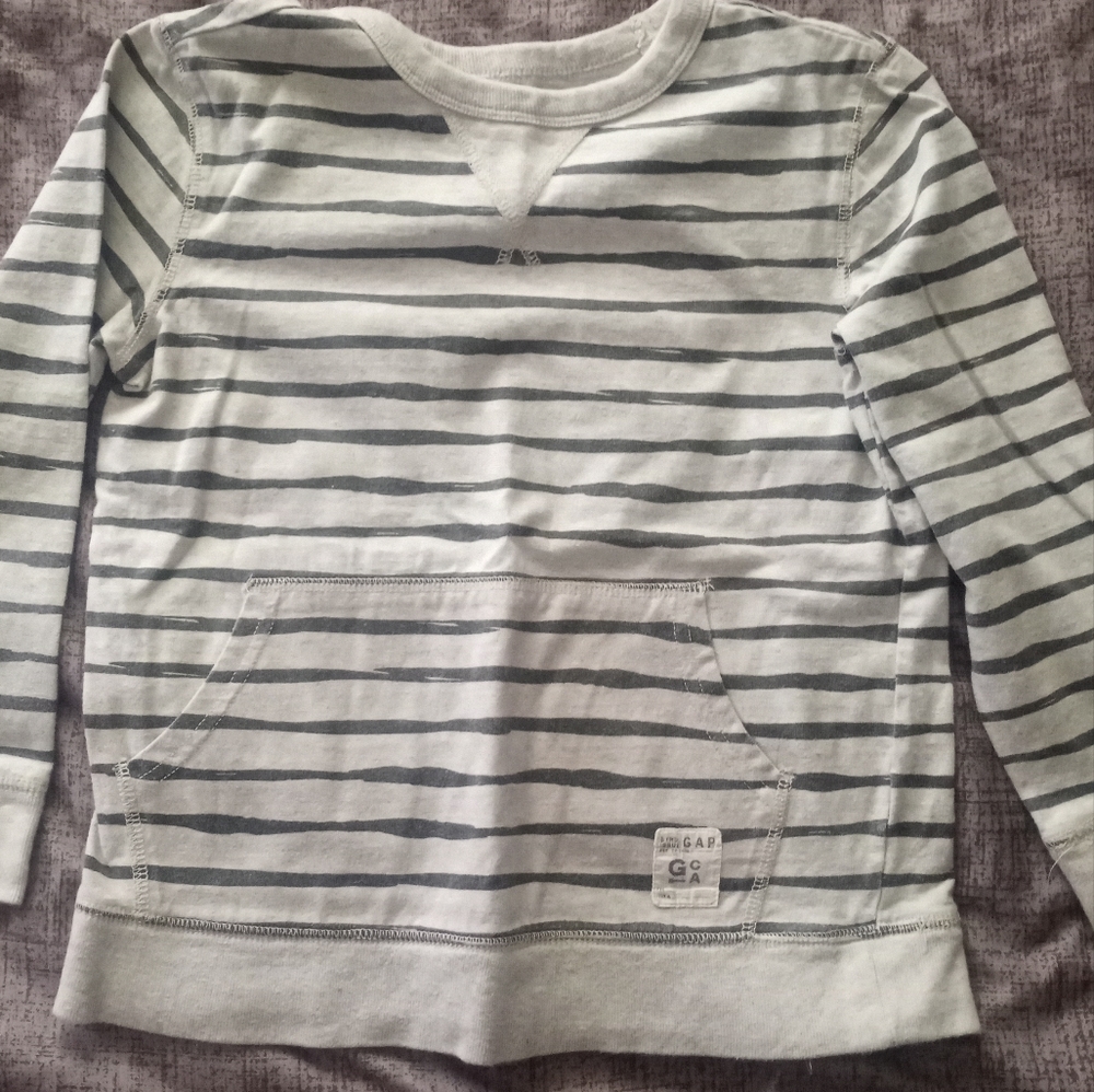 GAP Sweater